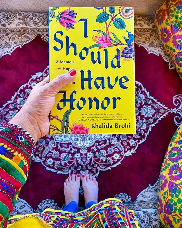 My beautiful book @IShouldHaveHonor now has it's own Instagram page! I am moving a lot of my personal stories on that page to keep my current account more focused on Entrepreneurship and other day to day posts.
If you are interested in reading my st